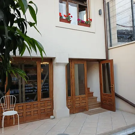 Mrizi I Zanave Maison d'hôtes 3*
